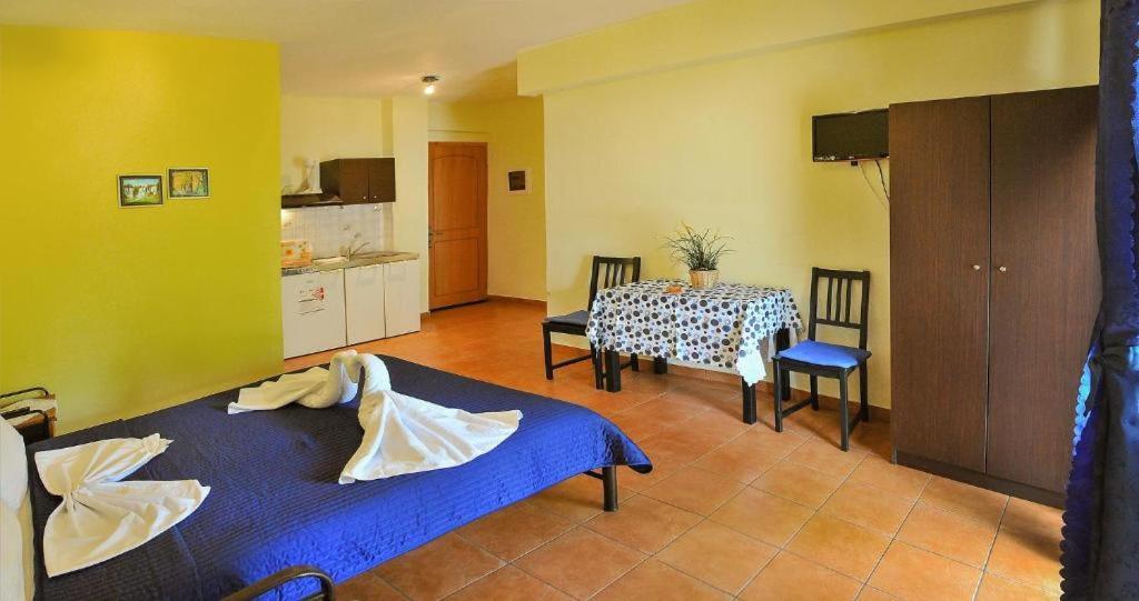 Panagiotis Hotel Skala Sotiros Exterior foto