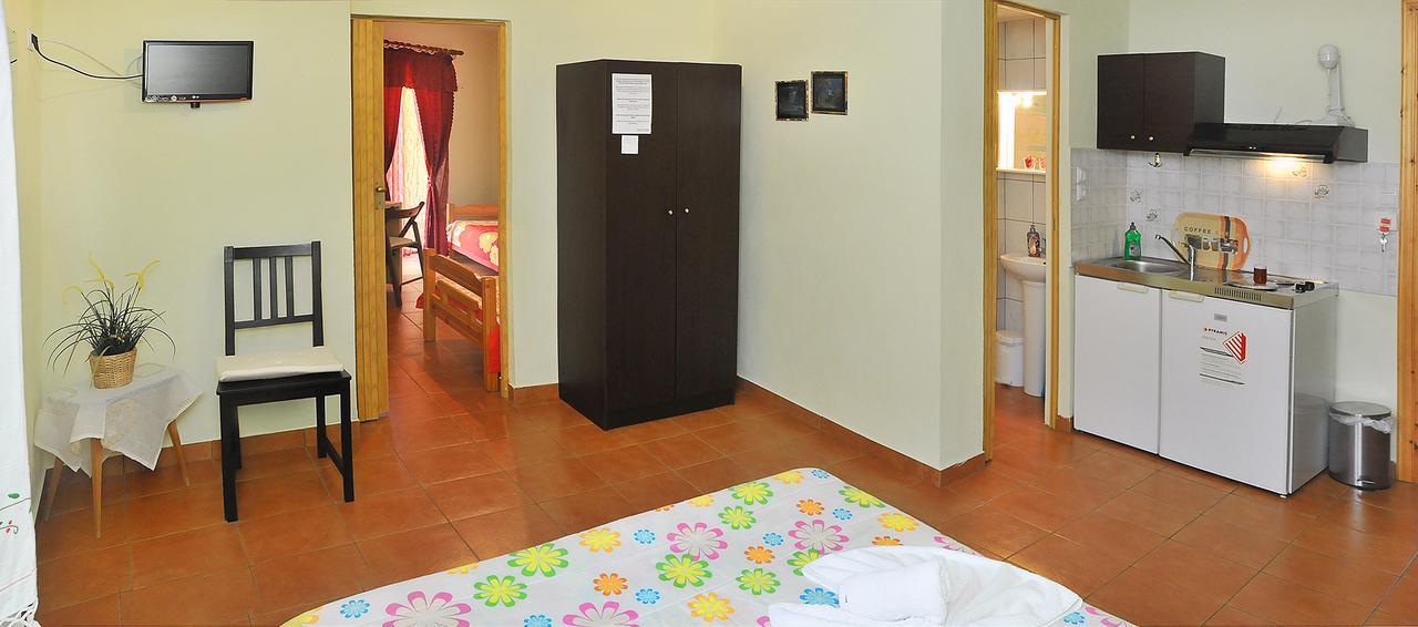 Panagiotis Hotel Skala Sotiros Exterior foto